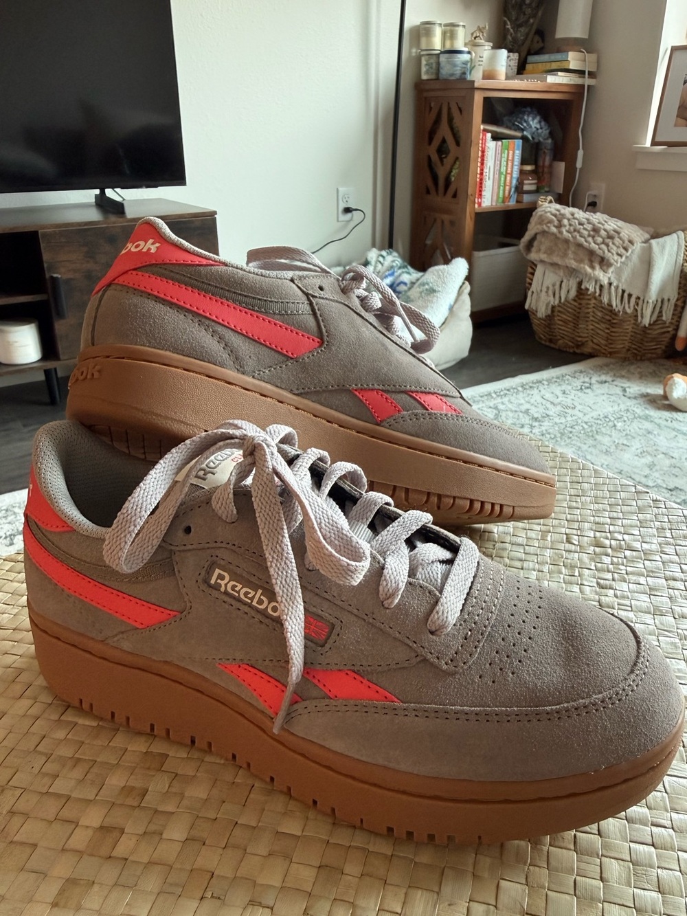 Reebok Women's Gray Suede Sneakers with Red Accents and Gum Sole